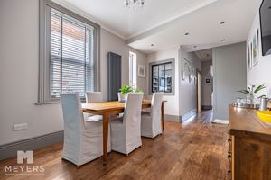 Dining Room- click for photo gallery